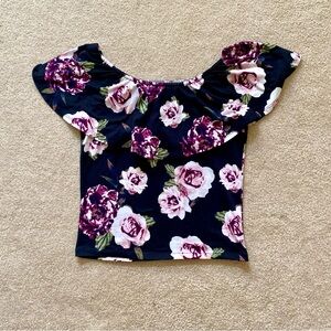 Full Circle Trends Top